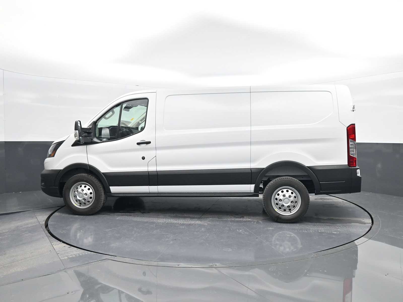 New 2025 Ford Transit 150 - photo 9