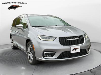 Used 2021 Chrysler Pacifica Limited Minivan for sale #Z14536 - photo 1