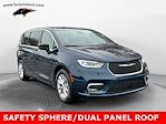 Used 2025 Chrysler Pacifica Select Minivan for sale #AQ1095 - photo 1