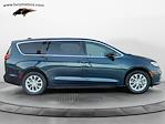 Used 2025 Chrysler Pacifica Select Minivan for sale #AQ1095 - photo 2