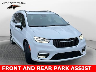 Used 2025 Chrysler Pacifica Pinnacle Minivan for sale #AQ1096 - photo 1