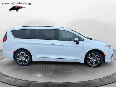Used 2025 Chrysler Pacifica Pinnacle Minivan for sale #AQ1096 - photo 2