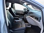 Used 2024 Chrysler Pacifica Select Minivan for sale #AQ4103 - photo 15