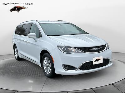 Used 2018 Chrysler Pacifica Touring L Minivan for sale #Z14565 - photo 1