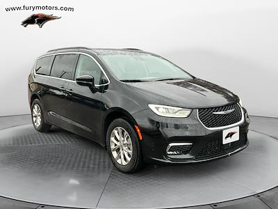 Used 2022 Chrysler Pacifica - photo 1