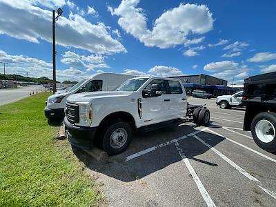 2025 Ford F-350 Crew Cab DRW 4x4 Cab Chassis for sale #2R050 - photo 1