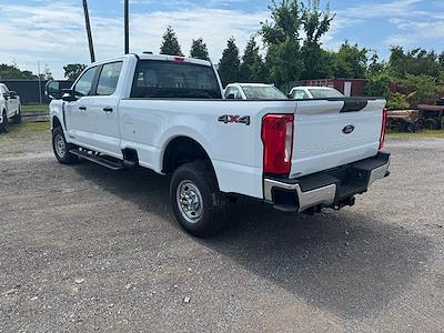 New 2025 Ford F-350 XL Crew Cab 4x4 SRW Pickup for sale #2R096 - photo 2