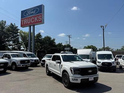 New 2025 Ford F-150 Platinum SuperCrew Cab 4x4 Pickup for sale #1R242 - photo 1