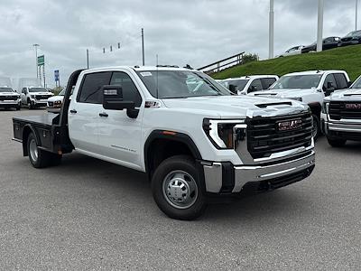 2025 GMC Sierra 3500 Crew Cab DRW 4WD Flatbed Truck for sale #CS96313 - photo 1