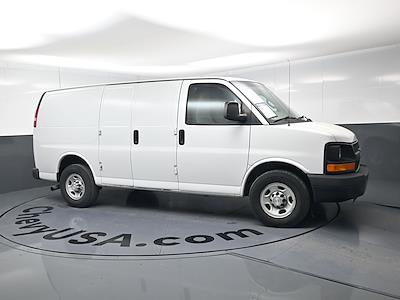 Used 2016 Chevrolet Express 2500 - photo 1