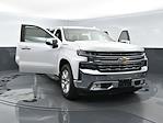 2020 Chevrolet Silverado 1500 Crew Cab 4WD Pickup for sale #PB2893A - photo 18