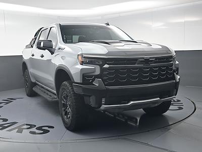 Used 2024 Chevrolet Silverado 1500 - photo 1