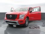2022 Nissan Titan Crew Cab 4x4 Pickup for sale #SB2514A - photo 20