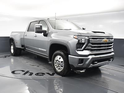 2025 Chevrolet Silverado 3500 Crew Cab 4WD Pickup for sale #SB2646 - photo 1