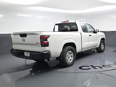 2022 Nissan Frontier King Cab 4x4 Pickup for sale #TB3002A - photo 2