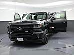 2017 Chevrolet Silverado 1500 Crew Cab 4WD Pickup for sale #TB3024A - photo 18