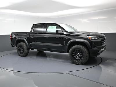 2026 Chevrolet Colorado Crew Cab 4WD Pickup for sale #TB3064 - photo 2