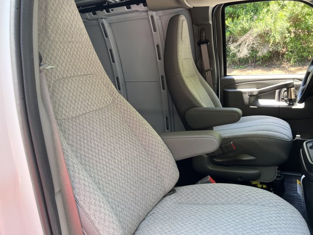 New 2025 Chevrolet Express 2500 - photo 21