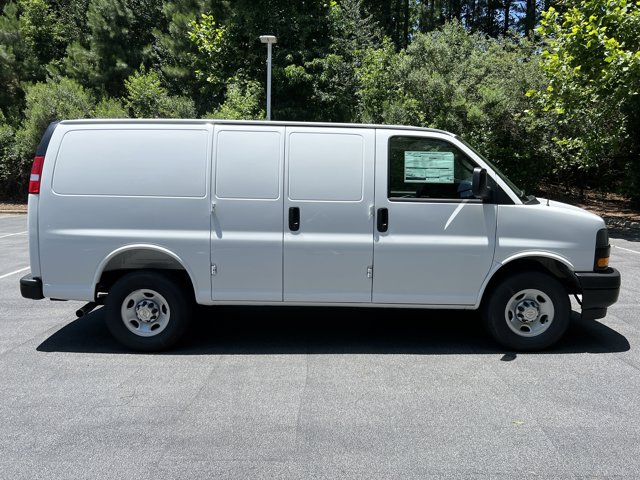 New 2025 Chevrolet Express 2500 - photo 11