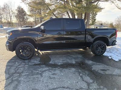 Used 2025 Chevrolet Silverado 1500 - photo 1