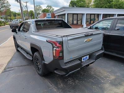 New 2025 Chevrolet Silverado EV LT Crew Cab 4x4 Pickup for sale #25042 - photo 2