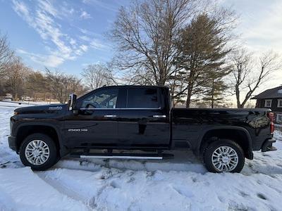 Used 2020 Chevrolet Silverado 2500 - photo 1