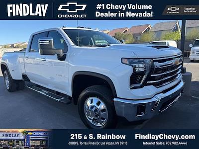 Used 2025 Chevrolet Silverado 3500 - photo 1