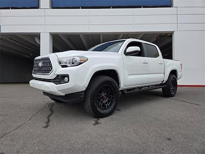 Used 2019 Toyota Tacoma - photo 1