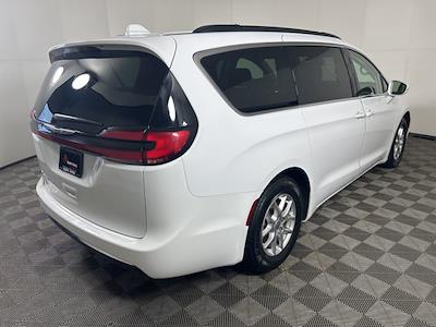 Used 2022 Chrysler Pacifica Touring L Minivan for sale #S32581XA - photo 2