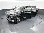 New 2025 GMC Sierra 1500 SLT Crew Cab 4WD Pickup for sale #V25381 - photo 36