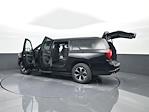 New 2025 GMC Yukon XL AT4 Ultimate 4WD SUV for sale #V25405 - photo 45