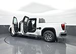 New 2026 GMC Sierra 1500 SLT Crew Cab 4WD Pickup for sale #V26017 - photo 15