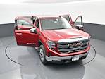 New 2026 GMC Sierra 1500 SLT Crew Cab 4WD Pickup for sale #V26019 - photo 17