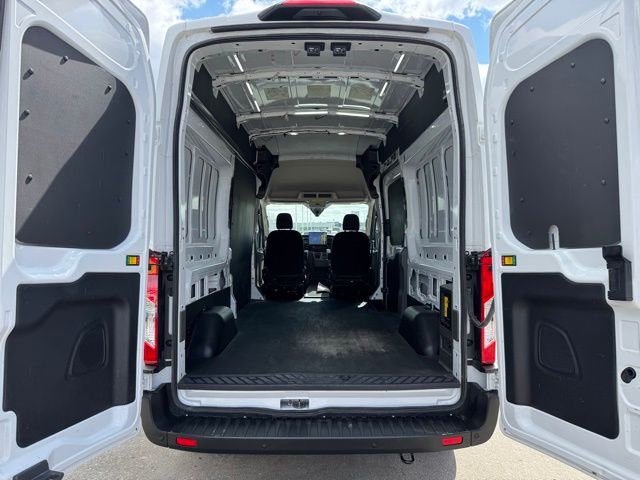 Used 2022 Ford E-Transit 350 - photo 29