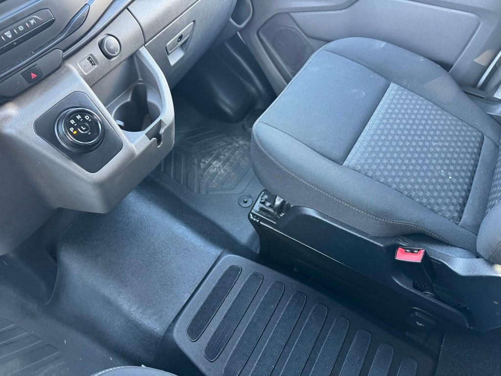 Used 2022 Ford E-Transit 350 - photo 10
