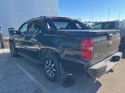 Used 2013 Chevrolet Avalanche LT Crew Cab for sale #HA258122 - photo 2