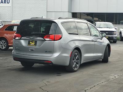 Used 2019 Chrysler Pacifica - photo 1