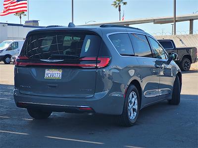 2022 Chrysler Pacifica FWD Minivan for sale #U223252 - photo 2