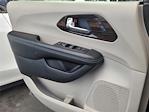 Used 2023 Chrysler Pacifica Limited Minivan for sale #U233097R - photo 13