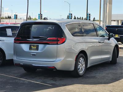 Used 2023 Chrysler Pacifica Touring L Minivan for sale #U233099R - photo 2