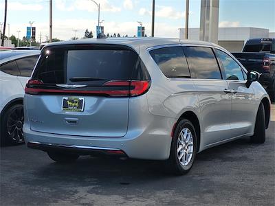Used 2023 Chrysler Pacifica Touring L Minivan for sale #U233100R - photo 2
