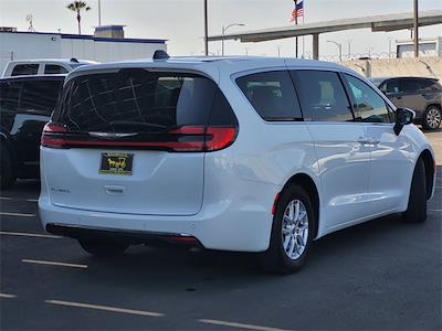 Used 2023 Chrysler Pacifica Touring L Minivan for sale #U233117R - photo 2