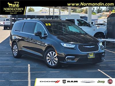 2023 Chrysler Pacifica FWD Minivan for sale #U233253R - photo 1