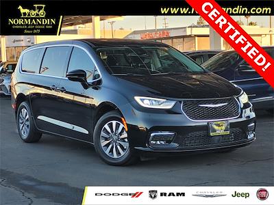 2024 Chrysler Pacifica FWD, Minivan for sale #U242580R - photo 1