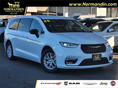 Used 2024 Chrysler Pacifica Touring L Minivan for sale #U243739R - photo 1