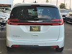 Used 2025 Chrysler Pacifica Select Minivan for sale #U253522R - photo 5