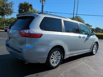 Used 2015 Toyota Sienna XLE Minivan for sale #FS617528 - photo 2