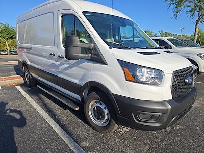 Used 2023 Ford Transit 250 - photo 1