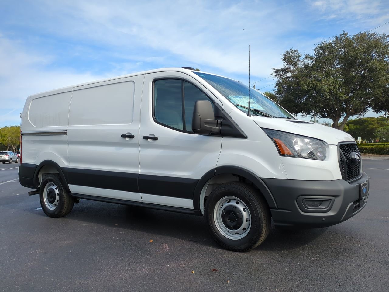 New 2026 Ford Transit 150 - photo 8