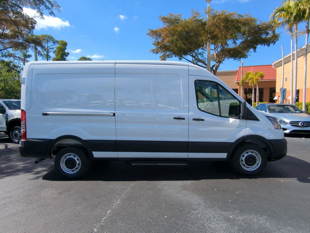New 2026 Ford Transit 250 - photo 7